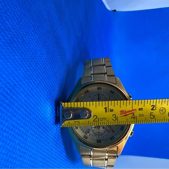 Seiko 7T32 Chronograph Gold tone Vintage Watch 482988 - Picture 9 of 16